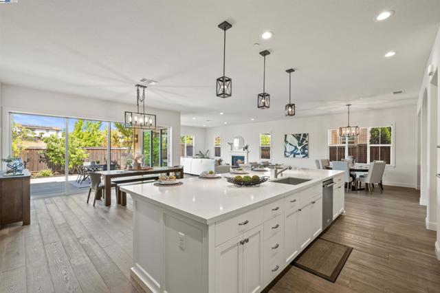 3044 Gritstone Street, Danville CA: https://media.crmls.org/mediaz/73486c82-02b8-4c92-9907-bf1e13fa7826.jpg