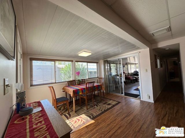10 Hayes Street, Cathedral City CA: https://media.crmls.org/mediaz/73489ba8-9f59-43ed-90a5-455ed08bfb59.jpg
