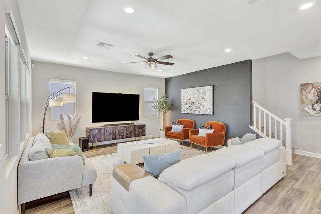 Detail Gallery Image 4 of 75 For 21678 Long Trot Dr, Escondido,  CA 92029 - 4 Beds | 3 Baths