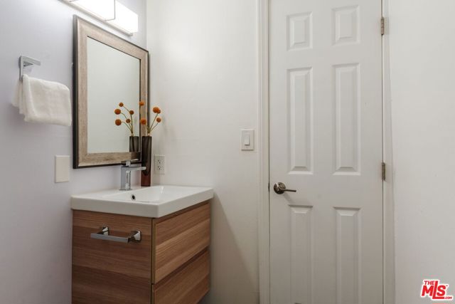 3 Bed Home for Sale in Los Angeles, California