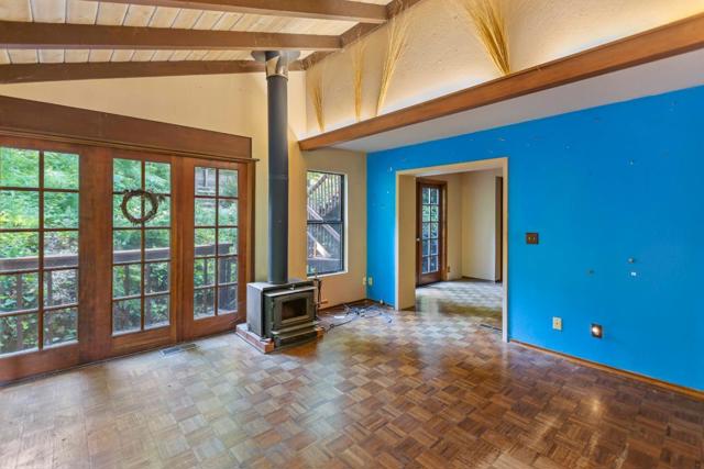 22370 Old Santa Cruz Highway, Los Gatos CA: https://media.crmls.org/mediaz/734a6794-674f-44b7-9952-fa961a014172.jpg