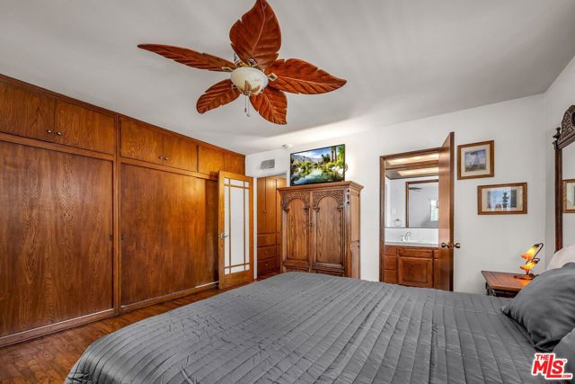8732 Villanova Avenue, Los Angeles CA: https://media.crmls.org/mediaz/734b654c-91f5-4bf7-876f-8d40f25697e7.jpg