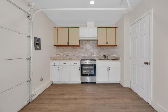 1005 W 8th Street, Merced CA: https://media.crmls.org/mediaz/734c1709-d9dd-4ed0-80e0-c7fd355d0913.jpg