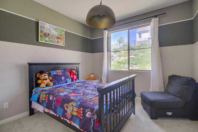 2304 Trevi Cir, Chula Vista CA: https://media.crmls.org/mediaz/734d4148-c013-48be-9863-197ab639d633.jpg