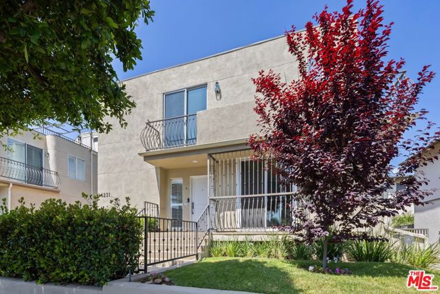 4231 Tujunga Avenue, A photo 2