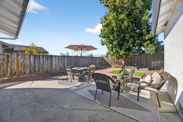 625 Kiowa Circle, San Jose CA: https://media.crmls.org/mediaz/73511d8f-9897-49f6-a057-1b9a77721136.jpg