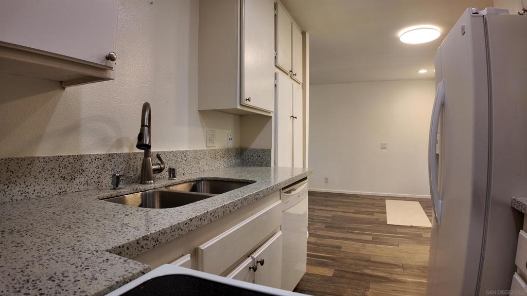 6330 Genesee Ave - photo 2