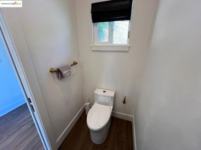 110 Duncan Hill RD, Auburn CA: https://media.crmls.org/mediaz/73527926-99be-46ca-91f3-d9bb66fdaf08.jpg