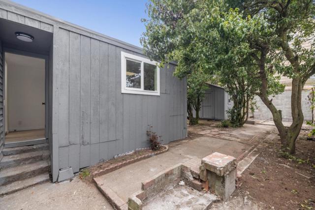 137 Holloway Avenue, San Francisco CA: https://media.crmls.org/mediaz/735284cc-ff32-4ce0-b140-2e94e469d1c2.jpg