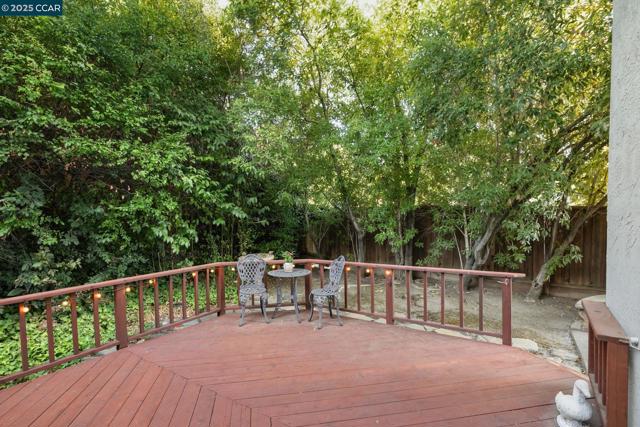 11878 W Vomac Rd, Dublin CA: https://media.crmls.org/mediaz/73528535-6d8f-4ec9-ba26-9a8fc445d438.jpg