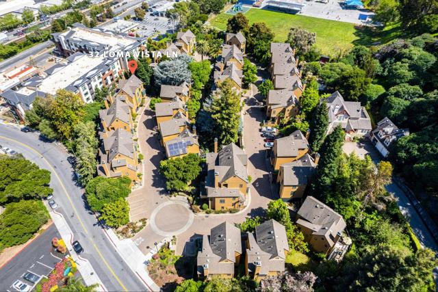32 Loma Vista Lane, Belmont CA: https://media.crmls.org/mediaz/7352bbd6-ebdd-44c8-8baa-bcb34767c42a.jpg