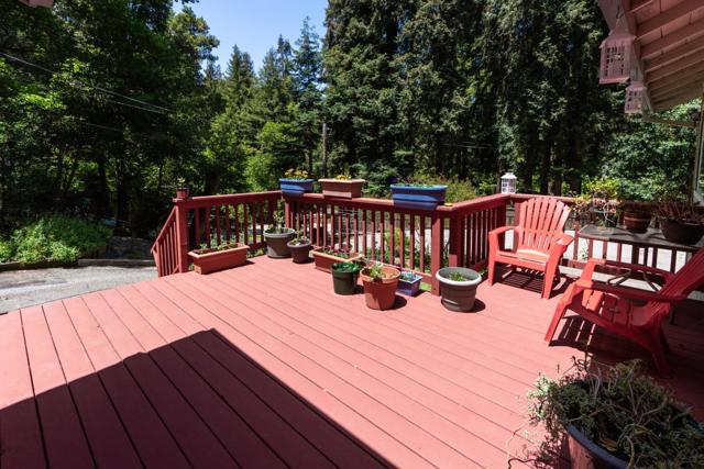 1151 Lakeside Drive, Felton CA: https://media.crmls.org/mediaz/73535231-7907-4087-92c8-28184c3e466d.jpg