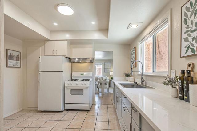 295 N 16th Street, San Jose CA: https://media.crmls.org/mediaz/73551659-3c6a-411e-a50e-f651047194d5.jpg