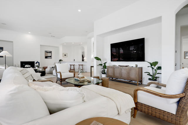 51075 Marbella Court, La Quinta CA: https://media.crmls.org/mediaz/73555d0c-c5f8-4e5f-b6f7-8421eba54b33.jpg