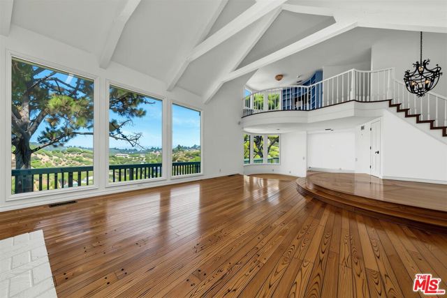 4 Bed Home for Sale in Los Angeles, California