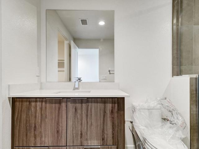 766 Obsidian Loop E E Loop, Palm Springs CA: https://media.crmls.org/mediaz/73560a65-94bd-428c-a679-080dd2522123.jpg