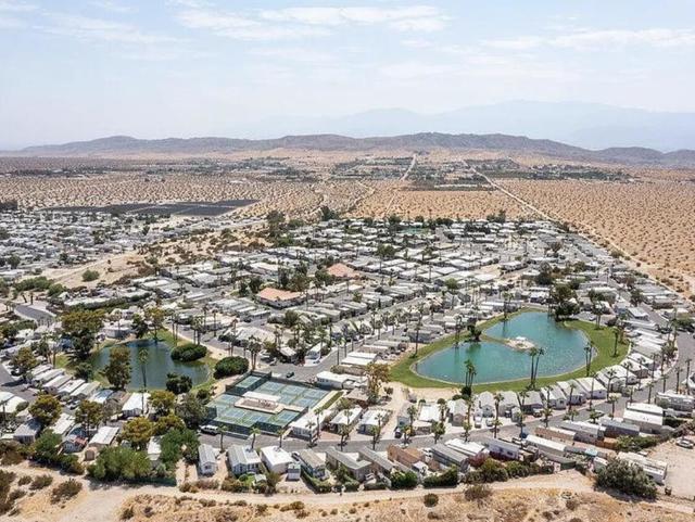 74711 Dillon Rd Spc 746, Desert Hot Springs CA: https://media.crmls.org/mediaz/73567f0b-499d-4166-ac1b-e6c8dca68ea5.jpg