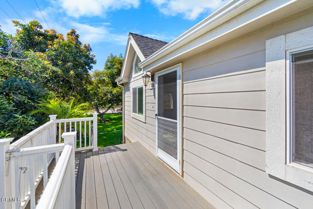 Detail Gallery Image 3 of 14 For 155 Mesa Dr, Camarillo,  CA 93010 - 2 Beds | 2 Baths