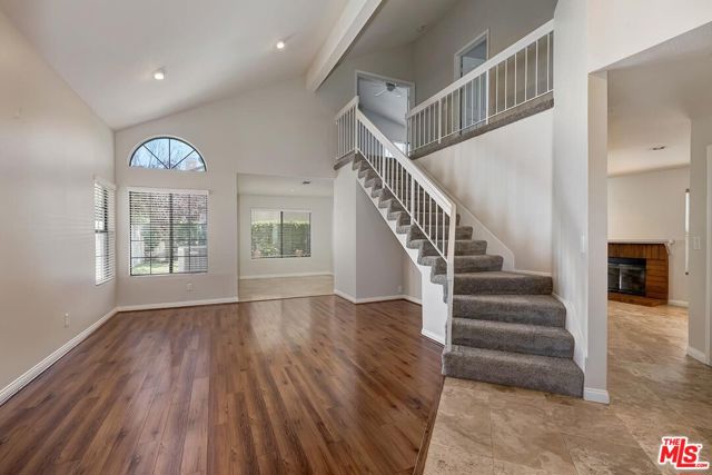 26816 Cactus Trail, Agoura Hills CA: https://media.crmls.org/mediaz/73570858-bdcf-4bb9-bf61-2de2fb695a54.jpg