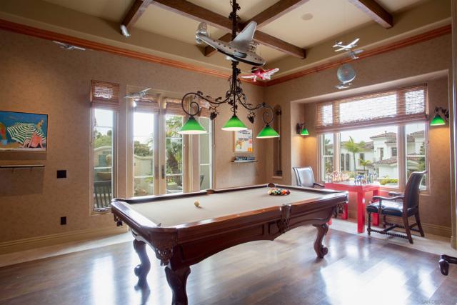 7206 Aviara Drive, Carlsbad CA: https://media.crmls.org/mediaz/73582024-09ef-45e1-85ad-022e4533c907.jpg
