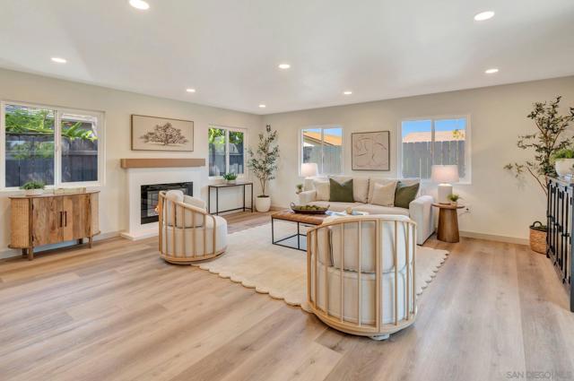 11187 Tyrolean Way, San Diego CA: https://media.crmls.org/mediaz/735881f1-1ed1-466a-be9d-c376fc347511.jpg