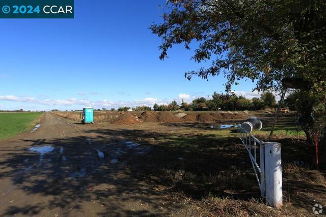 Details for 725 Vaughn  , Dixon, CA 95620
