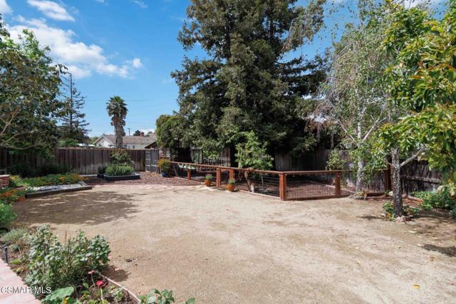 1881 Wellesley Drive, Thousand Oaks CA: https://media.crmls.org/mediaz/73598eee-9aa3-40ed-b47a-b0c80398ef7e.jpg