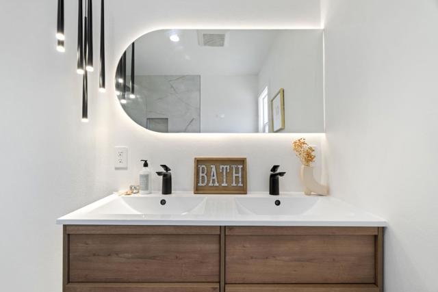 5540 Michigan Boulevard, Concord CA: https://media.crmls.org/mediaz/735a71f3-18d9-450c-9598-c6245fb181b9.jpg