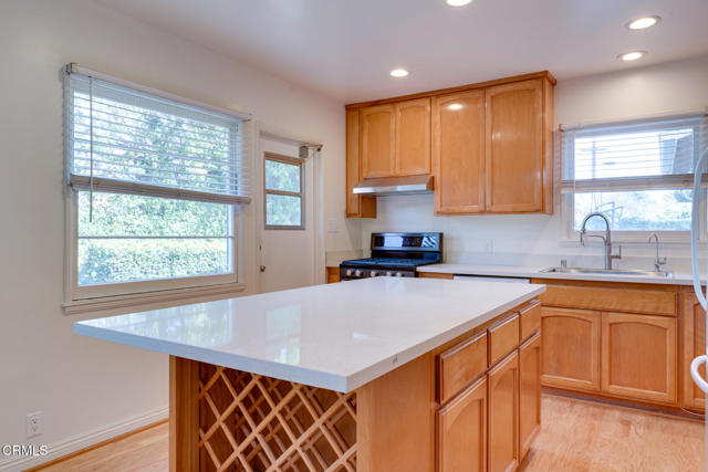 Detail Gallery Image 7 of 26 For 1360 Blackstone Rd, San Marino,  CA 91108 - 3 Beds | 2/1 Baths