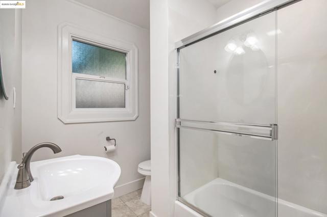 515 W 9Th St, Antioch CA: https://media.crmls.org/mediaz/735acab2-e86f-4941-94f7-321a0246ae83.jpg
