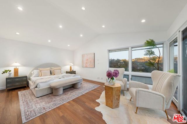 Drew Fenton | 968 Kenfield Avenue Los Angeles CA | MLS: 7503789 Drew Fenton | 968 Kenfield Avenue Los Angeles CA | MLS: 7503789