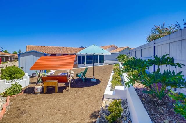 7460 Kamwood, San Diego CA: https://media.crmls.org/mediaz/735b7be3-a1dc-4125-a34f-73880b7f968d.jpg