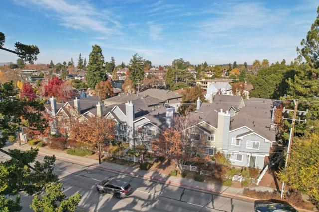 358 N El Camino Real, San Mateo CA: https://media.crmls.org/mediaz/735b8108-d9b0-40d3-8f0a-0dfbe6eba2b5.jpg