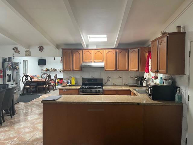 1504 Mount Shasta Drive, San Jose CA: https://media.crmls.org/mediaz/735b910c-718c-4166-b611-bf647811b340.jpg