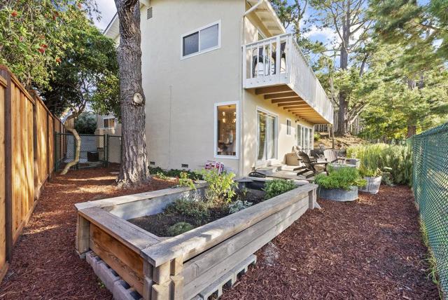 Image 42 of 64 For 661 42nd Avenue