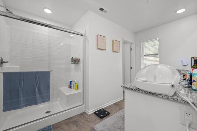 Detail Gallery Image 18 of 33 For 264 Hass Ln, Fallbrook,  CA 92028 - 5 Beds | 3 Baths