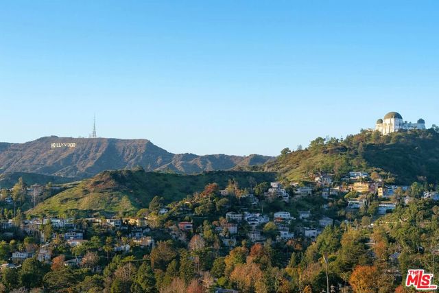 1767 N New Hampshire Avenue, Los Angeles CA: https://media.crmls.org/mediaz/735d1575-a5fe-48a1-9edb-5afdec4a2583.jpg