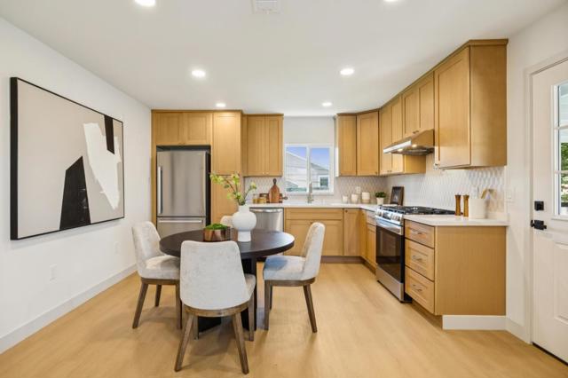 5 Olive Court, San Mateo CA: https://media.crmls.org/mediaz/735d819b-e459-4352-8062-3b87dce190f0.jpg