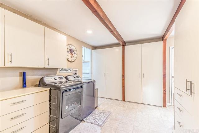 Image 12 of 34 For 9259 Brookside Circle