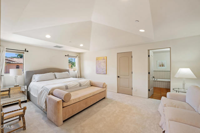 212 S Montgomery Street, Ojai CA: https://media.crmls.org/mediaz/7360c291-cf50-48d3-96eb-c48f9c1c98bc.jpg