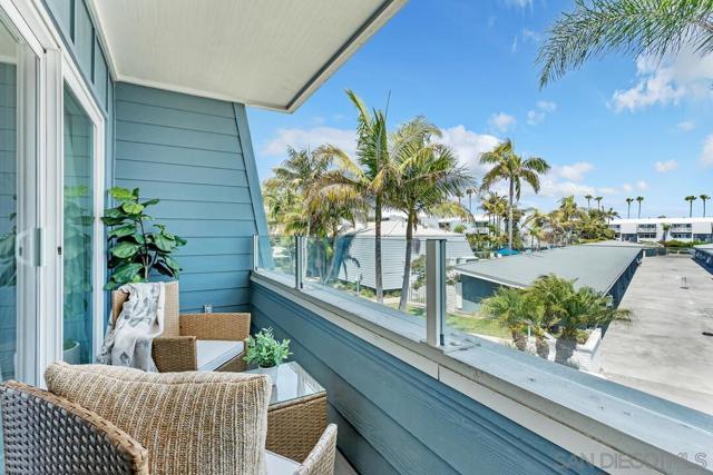 24 Montego Court, Coronado CA: https://media.crmls.org/mediaz/7361557f-5d5a-45d5-a48e-1be16f1558de.jpg