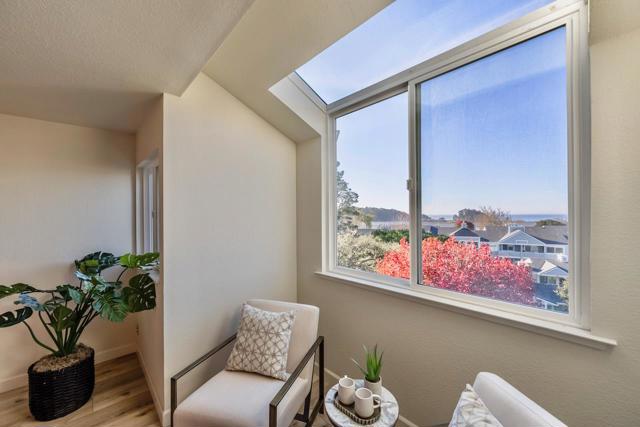 160 Seascape Ridge Drive, Aptos CA: https://media.crmls.org/mediaz/73621656-6488-44dd-93a3-7f38c9960dcb.jpg