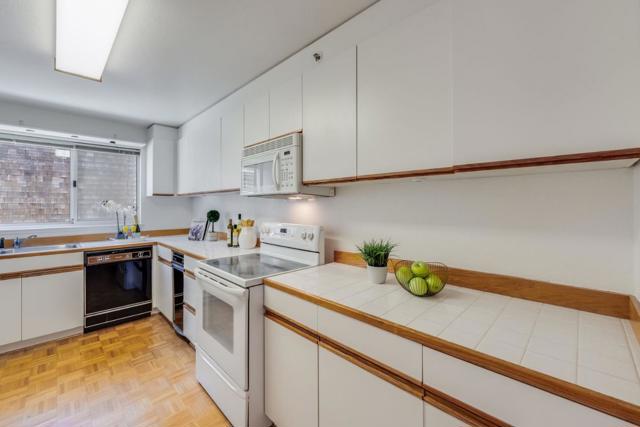 1300 Quarry Court, Richmond CA: https://media.crmls.org/mediaz/7362189d-c80d-4f24-a8c2-df3fbfab699a.jpg