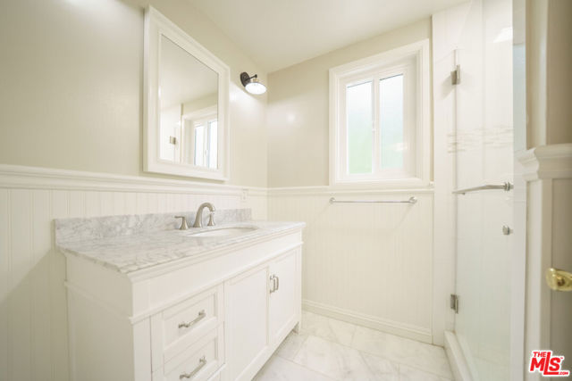 520 Winthrop Road, San Marino CA: https://media.crmls.org/mediaz/7362af81-195c-482d-9a14-82315f792f82.jpg
