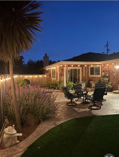 300 Hill Street, Capitola CA: https://media.crmls.org/mediaz/73632834-efd4-466f-b99c-b81cc366fe6f.jpg