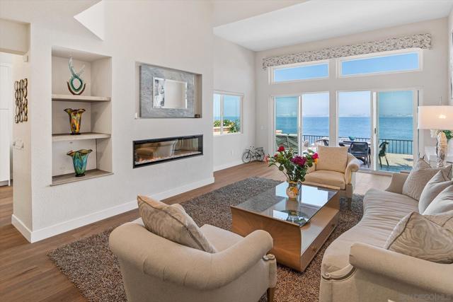 89 Tunapuna Ln, Coronado CA: https://media.crmls.org/mediaz/73636ece-bfb9-4f27-8529-492004218d22.jpg