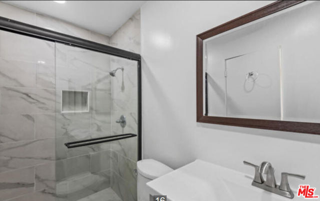 6798 Las Olas Way photo 12