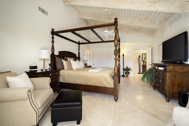 73580 Agave Lane, Palm Desert CA: https://media.crmls.org/mediaz/7364ec0b-b66d-4704-8ed2-cb90ee1769e7.jpg