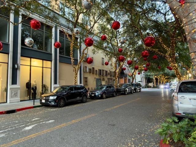356 Santana Row, San Jose CA: https://media.crmls.org/mediaz/73650ecf-f8a4-4478-854b-9860186bae3d.jpg