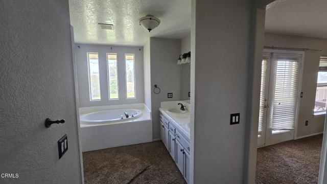 Detail Gallery Image 7 of 19 For 12780 Fir St, Oak Hills,  CA 92344 - 4 Beds | 2/1 Baths